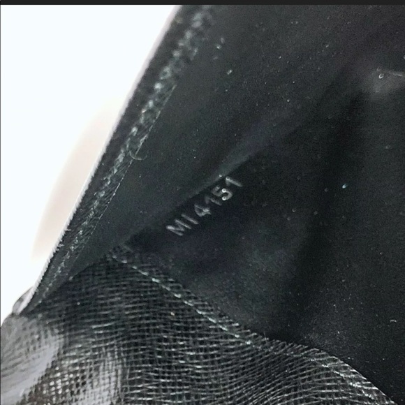 SOLD !!!!!!!!!!Louis Vuitton Portefeiulle - Picture 11 of 16